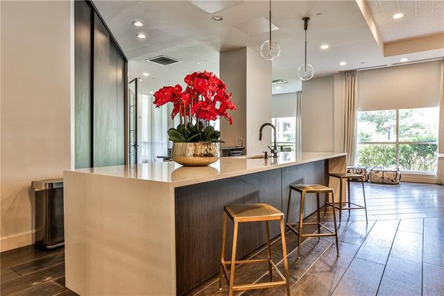 325 E Paces Ferry NE Road 1105, Atlanta, GA 30305