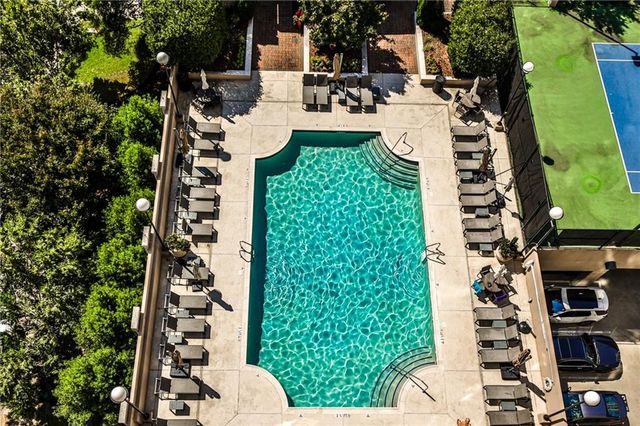 325 E Paces Ferry NE Road 1105, Atlanta, GA 30305