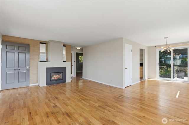1013 N 33rd Place, Renton, WA 98056