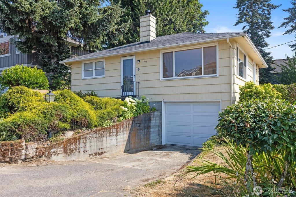 1013 N 33rd Place, Renton, WA 98056