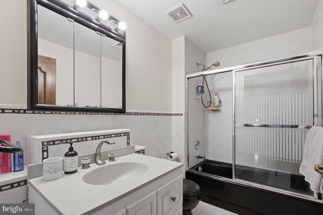 1733 STOCTON RD, Meadowbrook, PA 19046