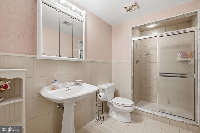 1733 STOCTON RD, Meadowbrook, PA 19046