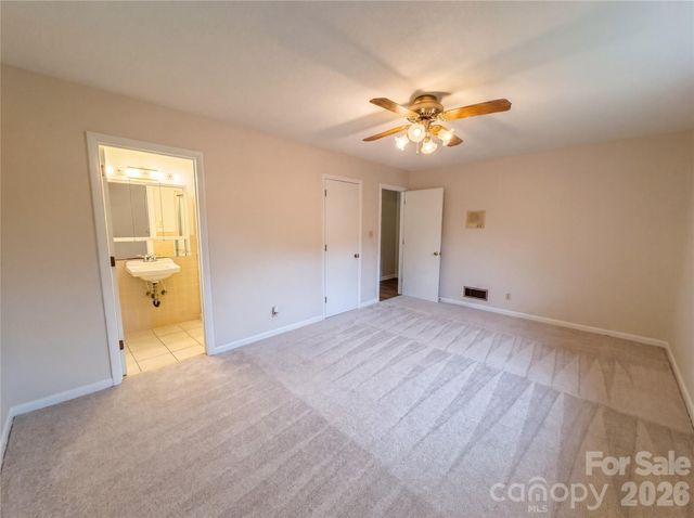 128 Greenview Drive, Kannapolis, NC 28081