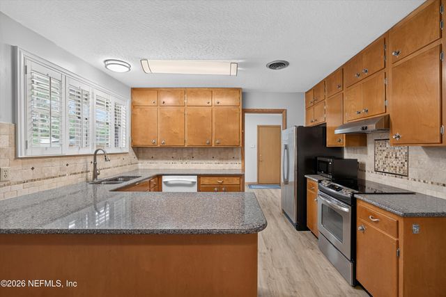 1834 MEMORY Lane, Jacksonville, FL 32210