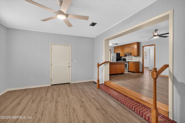 1834 MEMORY Lane, Jacksonville, FL 32210
