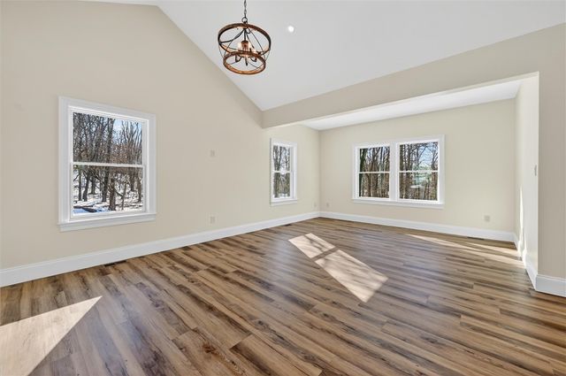 392 Stuber Rd, New Brighton, PA 15066