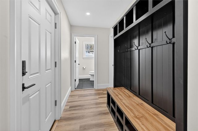 392 Stuber Rd, New Brighton, PA 15066