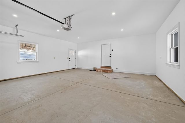 392 Stuber Rd, New Brighton, PA 15066