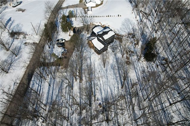 392 Stuber Rd, New Brighton, PA 15066