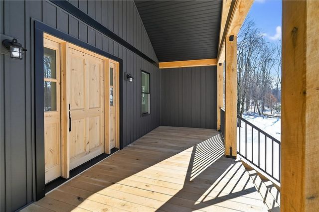 392 Stuber Rd, New Brighton, PA 15066