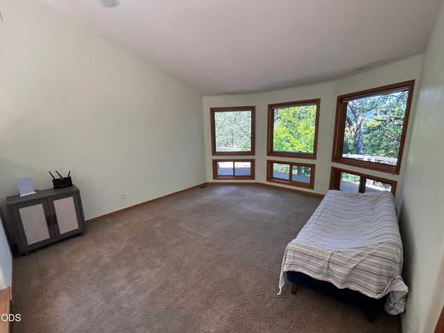 840 Shadow Hills Drive, Grants Pass, OR 97526