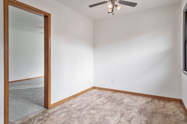 320 E MARSHALL Street, Belvidere, IL 61008
