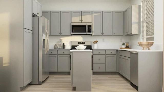 817 Lake Park Cir, Galt, CA 95632