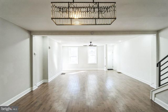 382 MARTIN ST, Philadelphia, PA 19128
