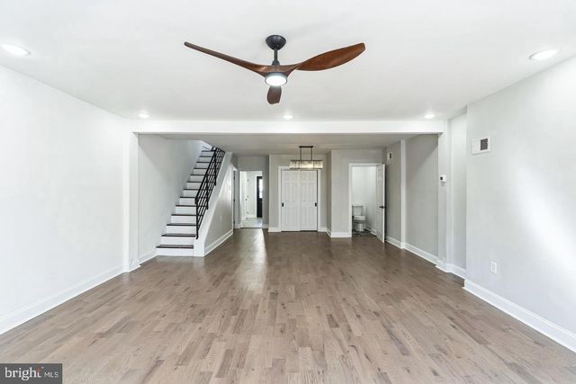 382 MARTIN ST, Philadelphia, PA 19128