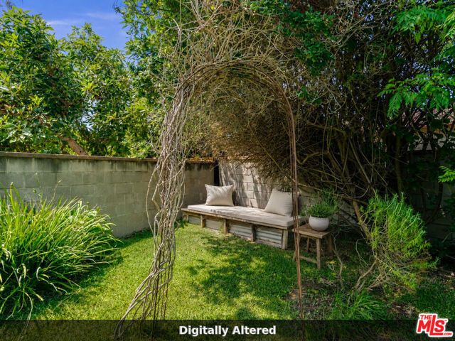 5343 Blanco Way, Culver City, CA 90230