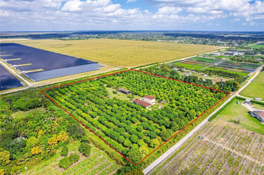 22220 SW 248th St, Homestead, FL 33031