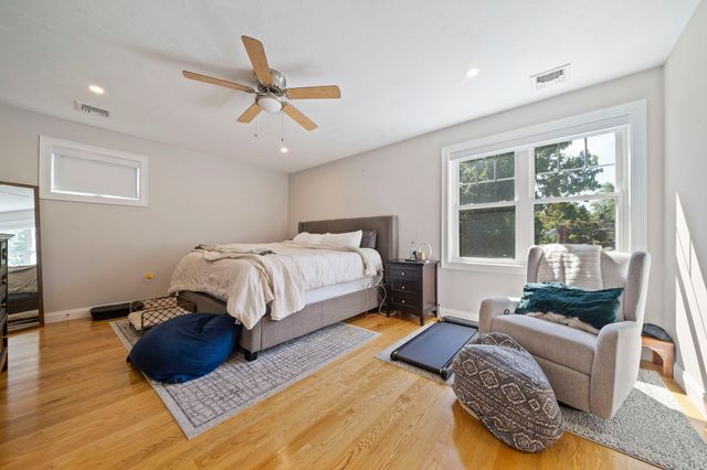42-A Como Rd, Boston, MA 02136