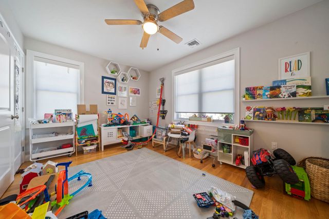 42-A Como Rd, Boston, MA 02136