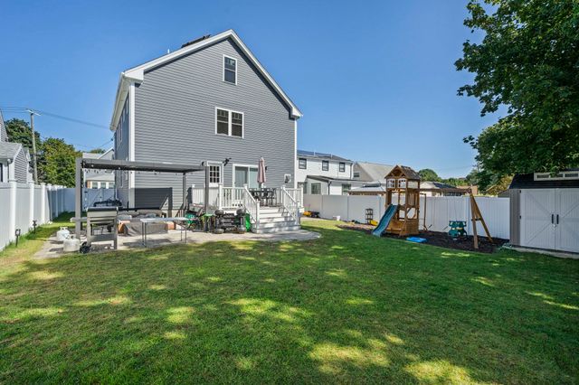 42-A Como Rd, Boston, MA 02136