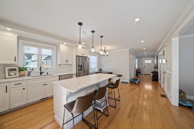 42-A Como Rd, Boston, MA 02136