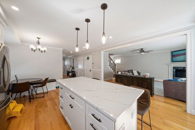 42-A Como Rd, Boston, MA 02136