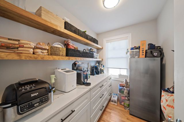 42-A Como Rd, Boston, MA 02136