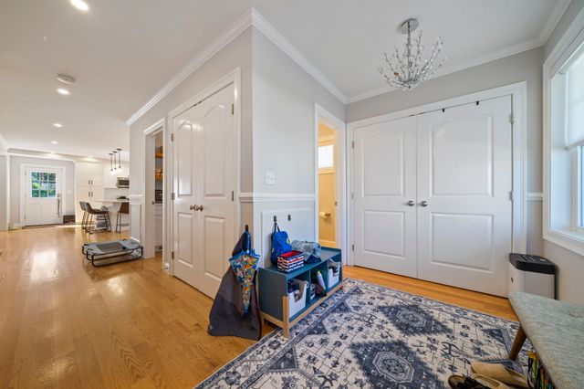 42-A Como Rd, Boston, MA 02136