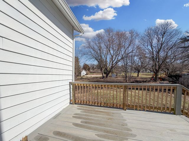 1415 S Walnut Avenue, Freeport, IL 61032