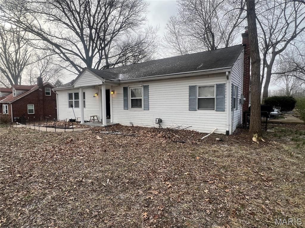 886 Prigge Road, St Louis, MO 63138