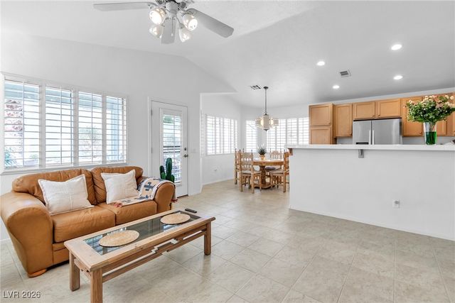 10248 Amber Hue Lane, Las Vegas, NV 89144