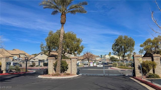 10248 Amber Hue Lane, Las Vegas, NV 89144