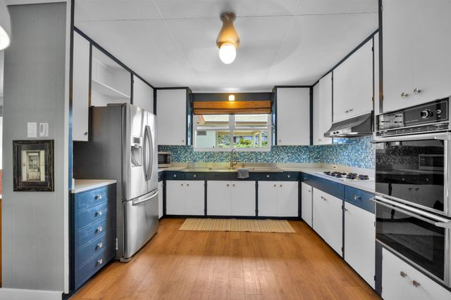 1199 Freitas Pl, Makawao, HI 96768