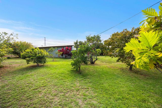 1199 Freitas Pl, Makawao, HI 96768