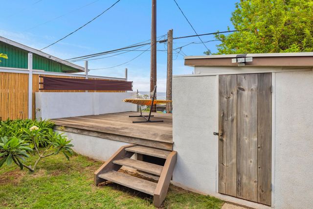 1199 Freitas Pl, Makawao, HI 96768