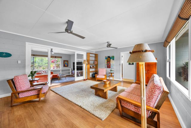 1199 Freitas Pl, Makawao, HI 96768