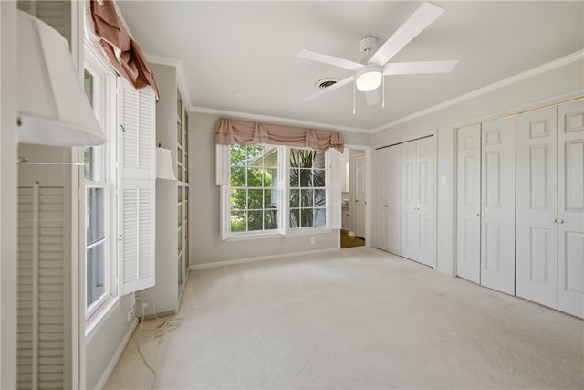 308 Brookside Drive E, Bryan, TX 77801