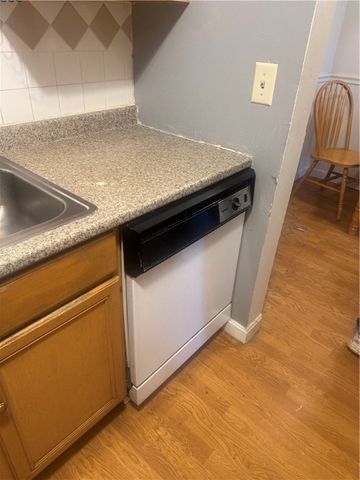 29 Woodbine Street 6, Pawtucket, RI 02860