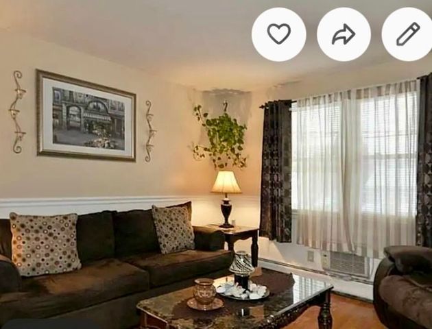 29 Woodbine Street 6, Pawtucket, RI 02860