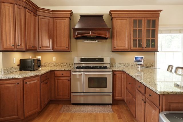 155 Ousamequin Pnes, East Bridgewater, MA 02333