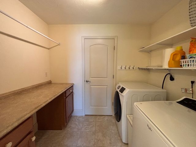 155 Ousamequin Pnes, East Bridgewater, MA 02333