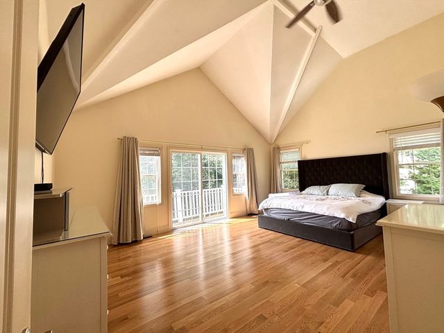 155 Ousamequin Pnes, East Bridgewater, MA 02333
