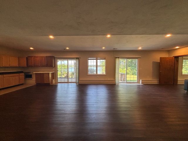 155 Ousamequin Pnes, East Bridgewater, MA 02333