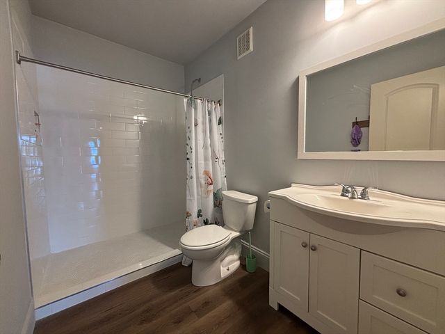 155 Ousamequin Pnes, East Bridgewater, MA 02333