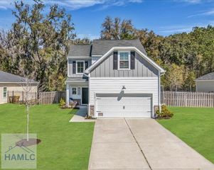 399 Beecher Drive, Richmond Hill, GA 31324