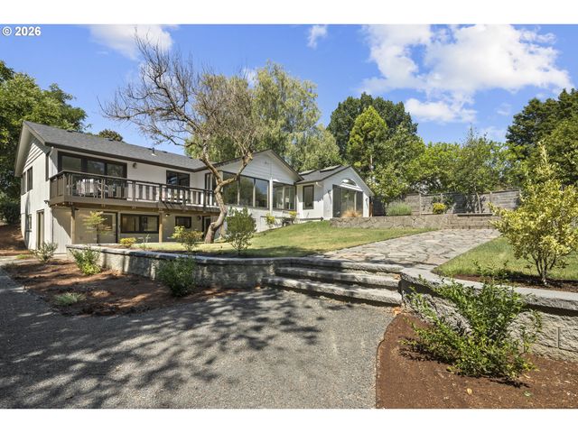 2710 Sw MAPLE Ln, Portland, OR 97225
