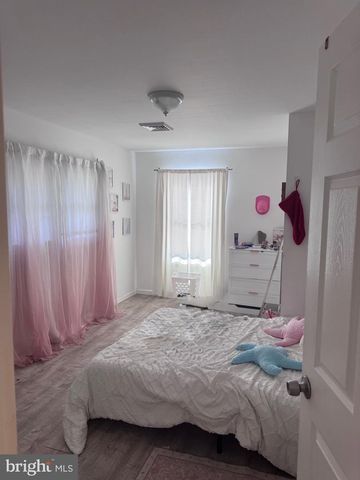 12 COLWICK DR, Somers Point, NJ 08244