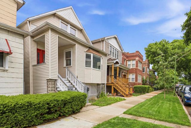 2446 W PENSACOLA Avenue, Chicago, IL 60618