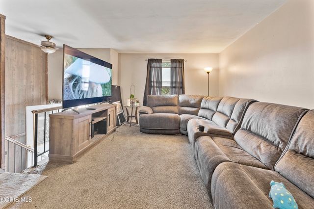2037 Northwyck Drive, Toledo, OH 43611