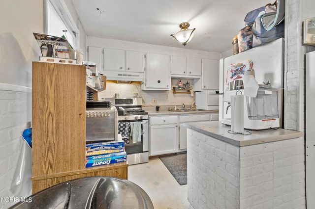 2037 Northwyck Drive, Toledo, OH 43611